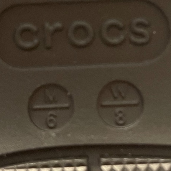 NWT Crocs Mega Crush Metallic Triple Strap Mules. Black & Gold. Size 8 - Picture 13 of 13